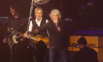"Happy 80th Birthday Paul" Paul McCartney & Jon Bon Jovi@East Rutherford, NJ 6/16/22 – Birthday Songs
